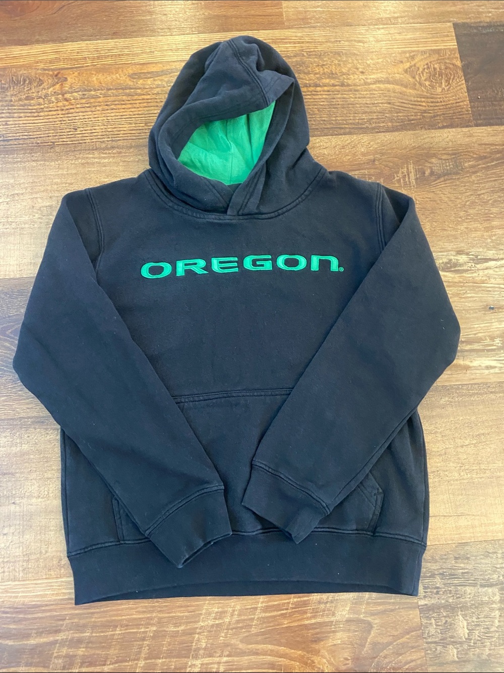 Oregon Youth Black Hoodie with Green Lining